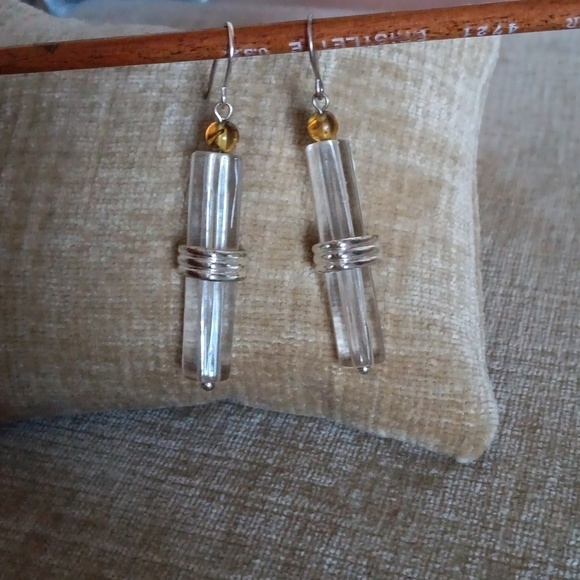 Clear Glass Triangular Cylinder Silver Tone Dangle Earrings - Picture 3 of 6